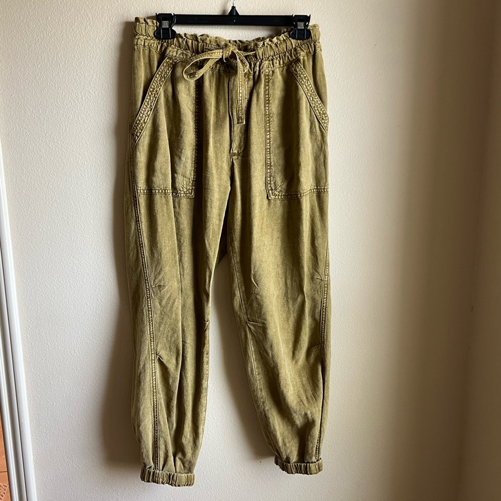 Anthropology joggers. Barely worn, size M. Originally $170
